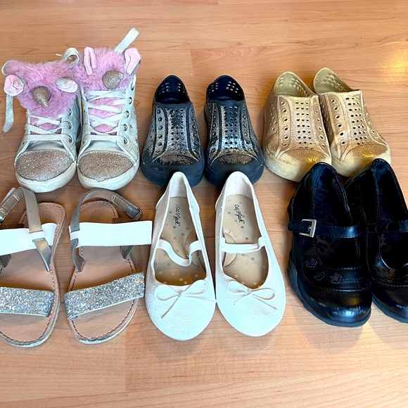 Girls Sz 10 Shoe Bundle - Picture 1 of 14
